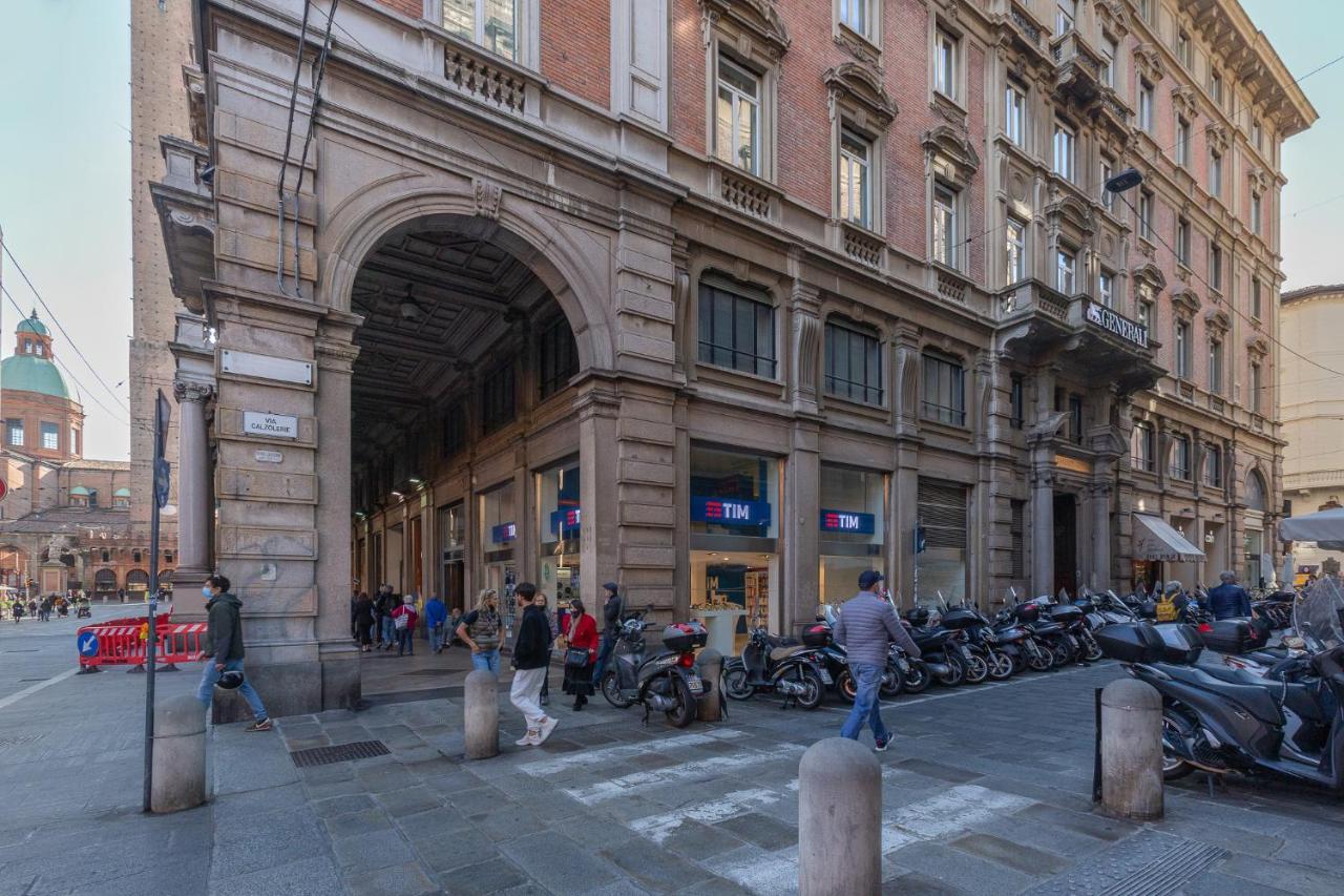 Bologna Piazza Del Nettuno Apartment Exterior photo